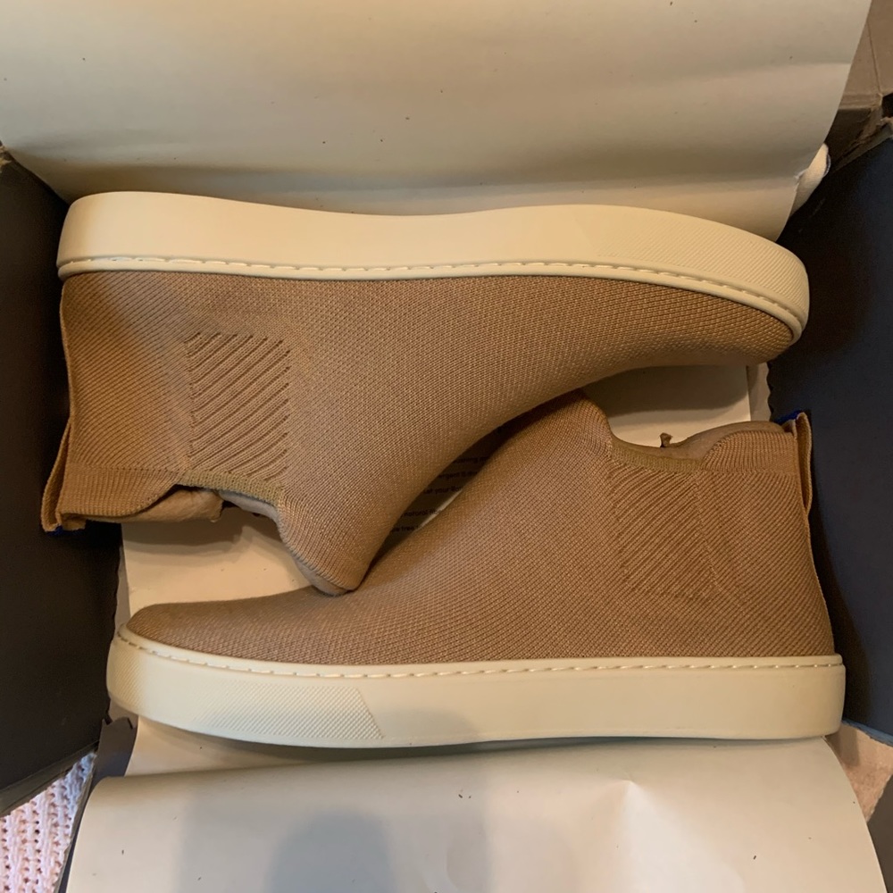 Rothy’s Camel Merino Chelsea